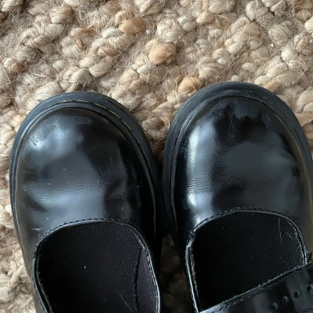 Dr. Martens Junior Mary Jane Buckle Shoes Black – Big Kids US 1 (EU 32)